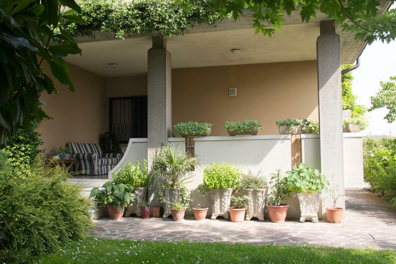 Bed and Breakfast Il Giardino Trenzano Zewnętrze zdjęcie