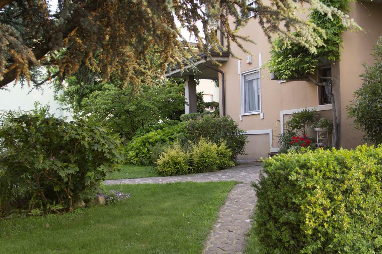 Bed and Breakfast Il Giardino Trenzano Zewnętrze zdjęcie